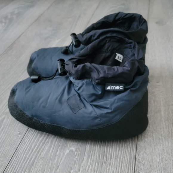 MEC Down Slippers - Picture 3 of 5